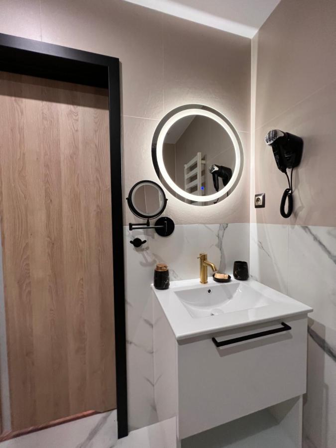 Resto Inn - Smart Apartamenty Blisko Energylandii Polwies Екстер'єр фото