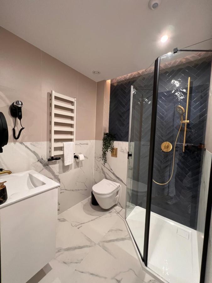 Resto Inn - Smart Apartamenty Blisko Energylandii Polwies Екстер'єр фото