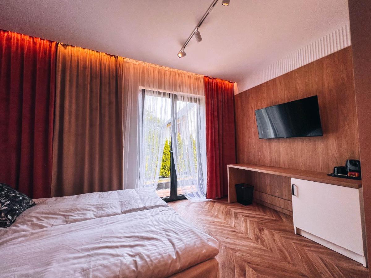 Resto Inn - Smart Apartamenty Blisko Energylandii Polwies Екстер'єр фото