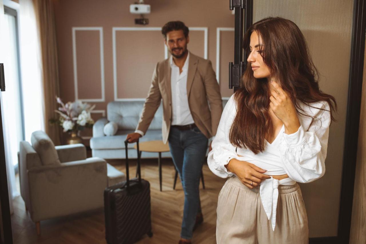 Resto Inn - Smart Apartamenty Blisko Energylandii Polwies Екстер'єр фото
